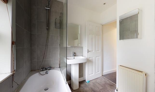 643 380 1 1 71-Clough-Road-07092021 152217.jpg