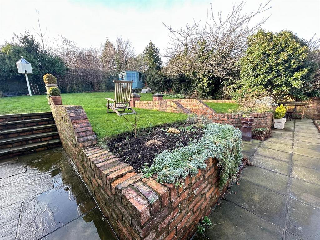 Garden 1.jpg