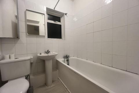 1 bedroom ground floor flat to rent, Valetta Road, London