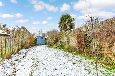 3 bedroom detached house for sale, Dully Hill, Doddington, Sittingbourne, Kent