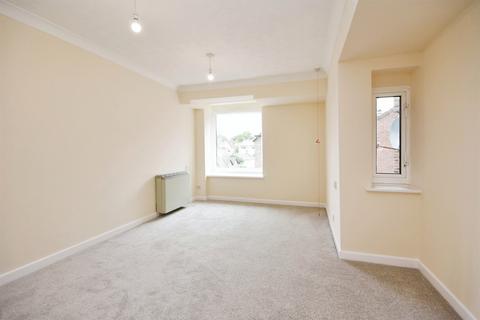 1 bedroom retirement property to rent, 16 Hedingham Place, Spring Way CO9