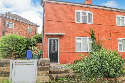 2 bedroom semi-detached house to rent, Millfield Road, Thorne, Doncaster