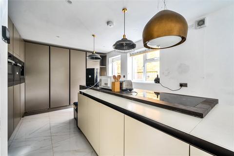 undefined, Aldershot Road, Hampshire GU51