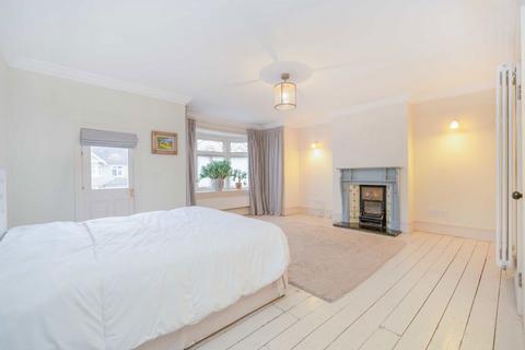 6 bedroom terraced house for sale, Friern Park, London N12