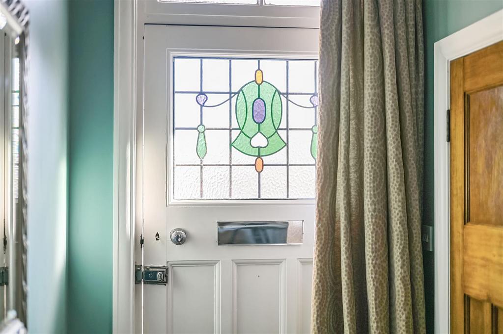 53 Magdalen Road TN376 EU (2).jpg