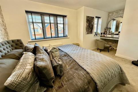 4 bedroom detached house for sale, Housley Drive, Ilkeston DE7