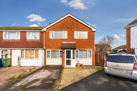 3 bedroom end of terrace house for sale, Westfield Avenue, Tewkesbury, Gloucestershire