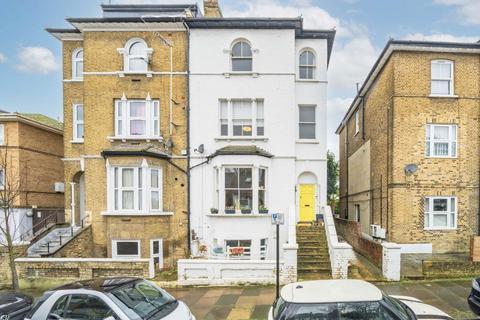 2 bedroom flat for sale, Birkbeck Road, London W3