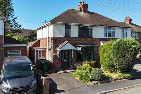 Longfield Avenue, Stone, ST15