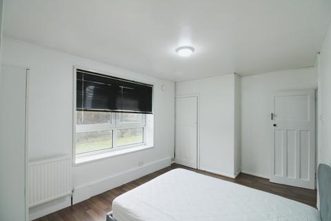 2 bedroom apartment to rent, Sextons House, Bardsley Lane, London, SE10