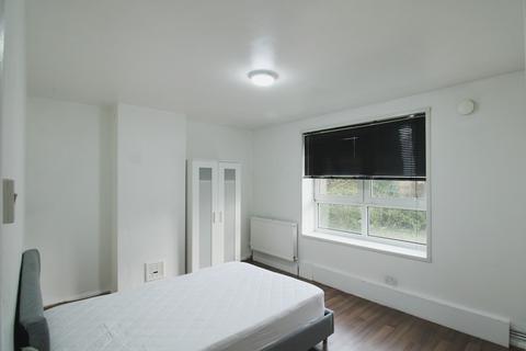 2 bedroom apartment to rent, Sextons House, Bardsley Lane, London, SE10