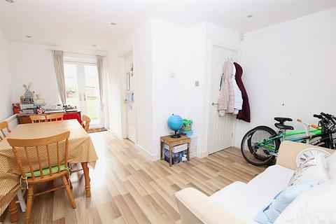 2 bedroom semi-detached house for sale, Little Gull Close, Southfields