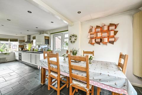 42 Churchfields, Kingsley, Bordon, GU35 9PJ