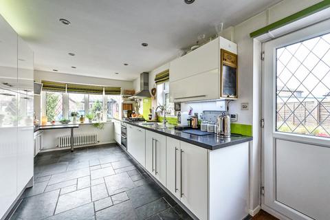 42 Churchfields, Kingsley, Bordon, GU35 9PJ