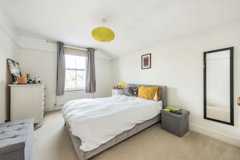 1 bedroom flat to rent, Windmill Road, London SW18