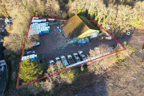 Distribution warehouse to rent - Hangar 2, Marwell Innovation Park, Thompsons Lane, Owslebury, Winchester, SO21 1JH