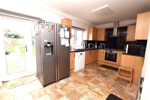 3 bedroom end of terrace house for sale, West Road, Chadwell Heath, Romford, RM6