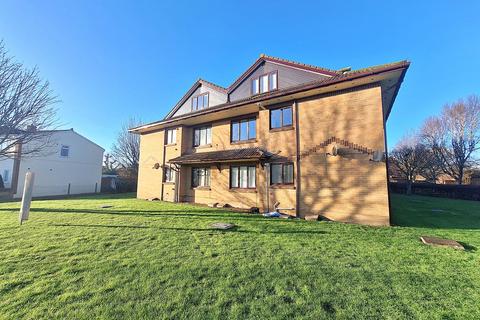 2 bedroom flat for sale, 36 Chorley Close, Oakdale , Poole, BH15