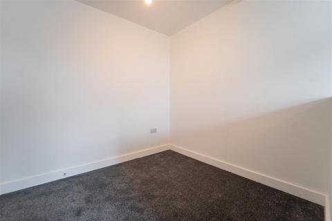 1 bedroom house to rent, Bristol Road South, Birmingham B31