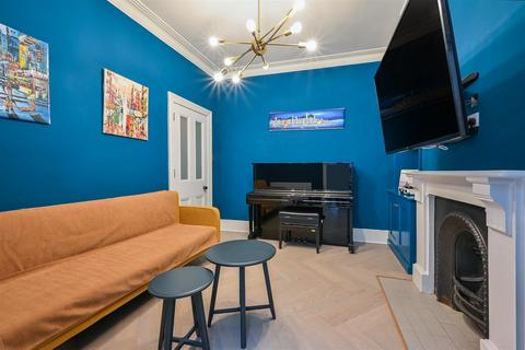 24 Latimer Road, Wimbledon, London, SW19 1EP