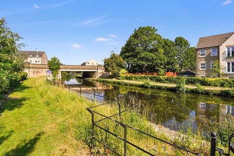 4 bedroom detached house for sale, Eleanor Close, Apperley Bridge, West Yorkshire