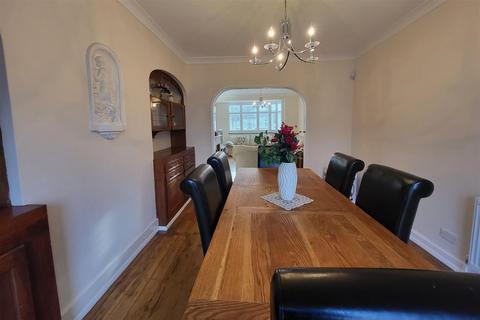 4 bedroom semi-detached house for sale, The Woodlands, Southgate, N14