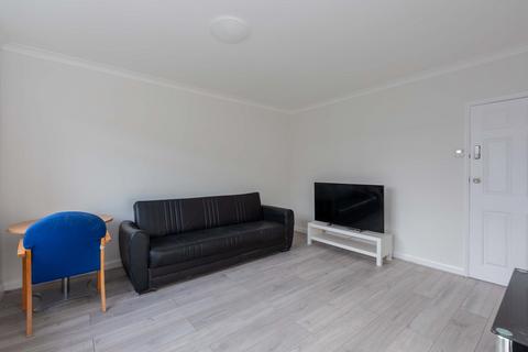 26 Romsey Close, Slough, SL3 8PE