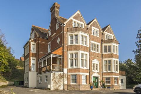 2 bedroom apartment to rent, 26 Guildown Road, Guildford GU2