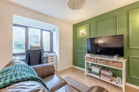 Studio for sale, Maypole Road, Taplow SL6