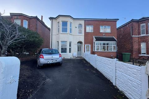 2 bedroom semi-detached house for sale, Virginia Street Southport PR8 6SJ