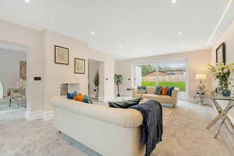 5 bedroom detached house for sale, Hanbury Road, Stoke Prior, Bromsgrove, B60 4AF