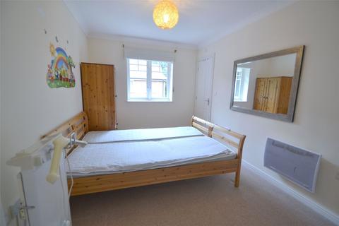 2 bedroom apartment to rent, Priory Fields, Watford, WD17