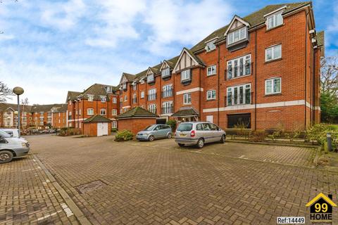 1 bedroom flat for sale, Clarke House, Crawley, West Sussex, RH10