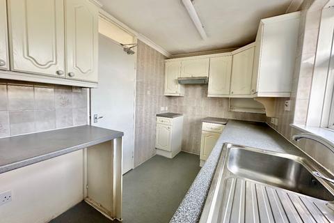 1 bedroom flat for sale, Holdbrook Way, Romford