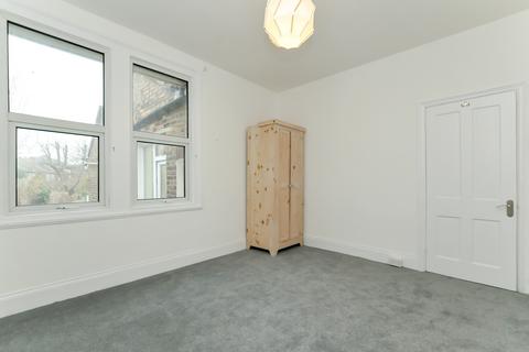 2 bedroom maisonette for sale, Northwold Road, Clapton, London E5 8RL