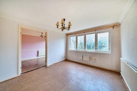 87 Myrtleside Close, Northwood, HA6 2XQ