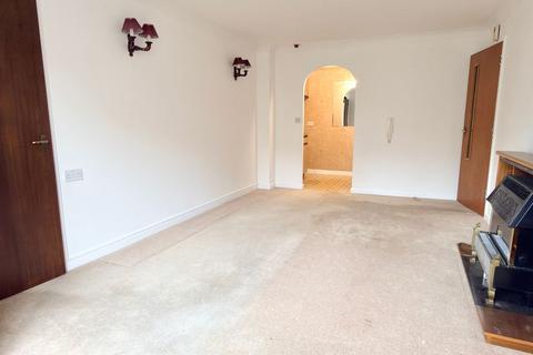 2 bedroom retirement property for sale, High Street, Tewkesbury GL20