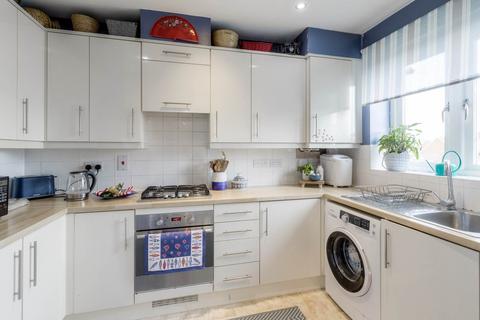 2 bedroom apartment for sale, Milton Road, Milton Keynes MK10