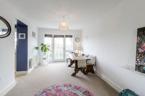 2 bedroom apartment for sale, Milton Road, Milton Keynes MK10