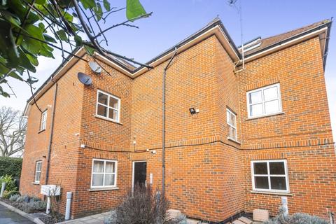 1 bedroom flat to rent, Charlton Park Lane Charlton SE7