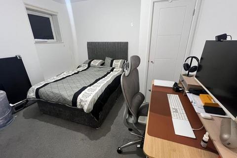 1 bedroom apartment to rent, Shinfield Road,  Reading,  RG2