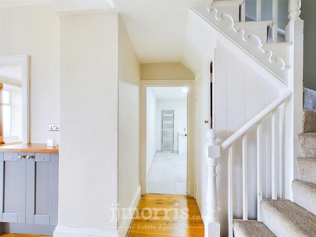 CAM02122 G0-PR0209-STILL023.jpg