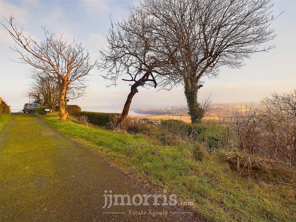 CAM02122 G0-PR0209-STILL041.jpg