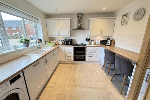 3 bedroom semi-detached house for sale, Mark Rake, Bromborough, Wirral