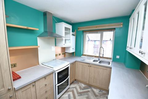Canterbury Gardens, Squires Court, M5