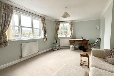 2 bedroom retirement property for sale, Great Field Gardens, Braunton EX33