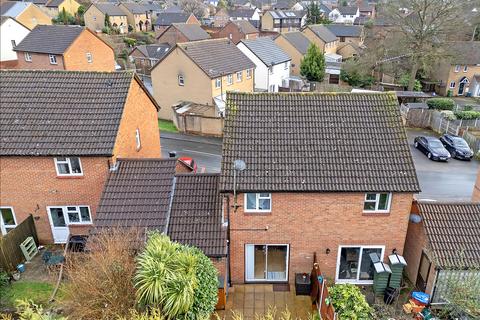 2 bedroom semi-detached house for sale, Berkeley Drive, Billericay, CM12