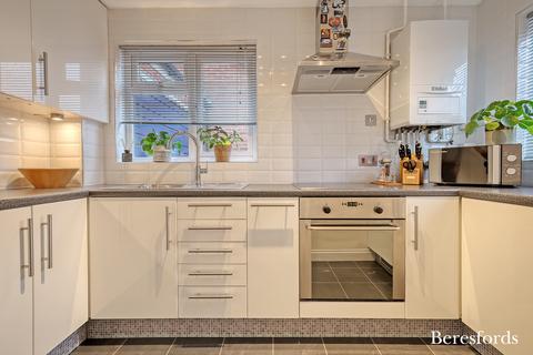 6 Berkeley Drive, Billericay, CM12 0YP