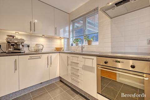 6 Berkeley Drive, Billericay, CM12 0YP
