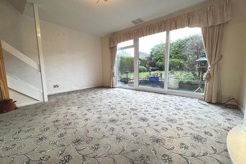 7 Elm Close, Leek, ST13 8HT